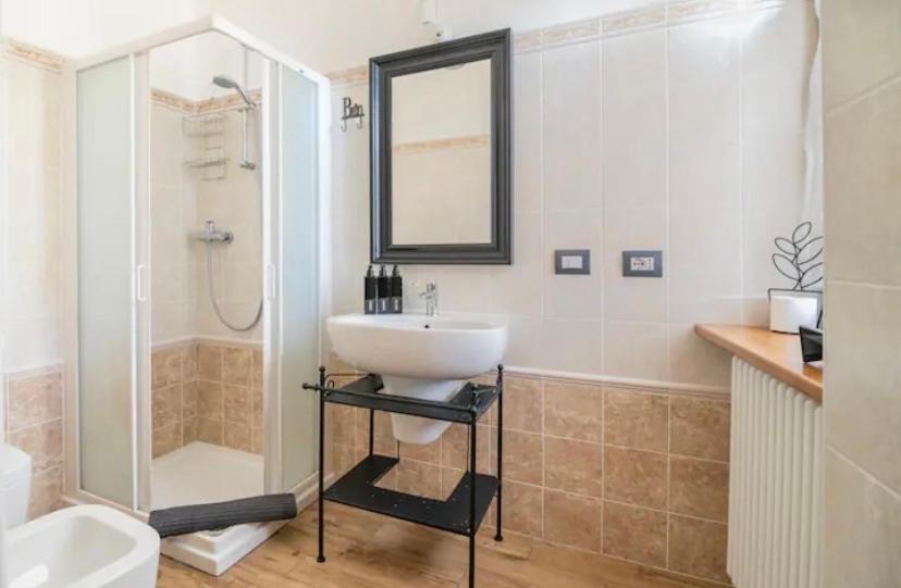 B&B La Dolce Casa Lago Di Como Cremia Bagian luar foto