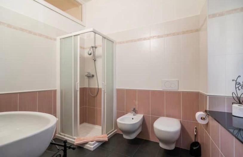 B&B La Dolce Casa Lago Di Como Cremia Bagian luar foto